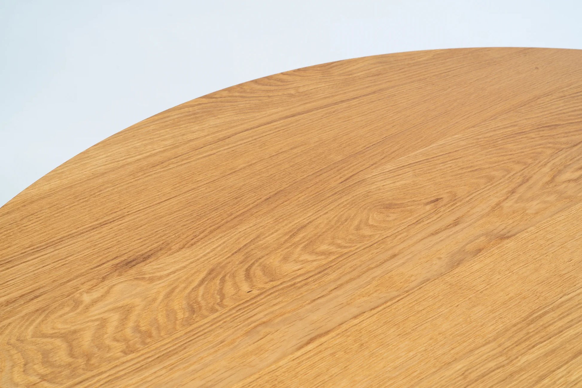 stiks Esstisch Rundform, massive Eiche, Naur