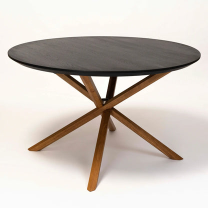 stiks Esstisch aus massiver Eiche, rund, geölte Oberfläche